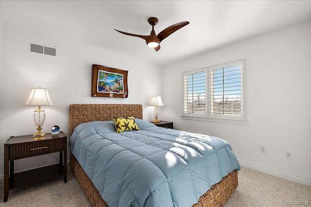 35809 Schmid Drive, New Baltimore, MI 48047