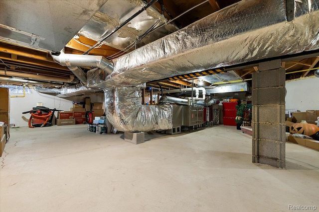 35809 Schmid Drive, New Baltimore, MI 48047