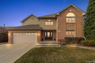 35809 Schmid Drive, New Baltimore, MI 48047