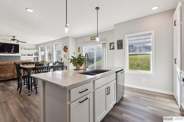 8118 S 196 Street, Gretna, NE 68028