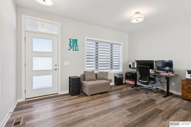 8118 S 196 Street, Gretna, NE 68028