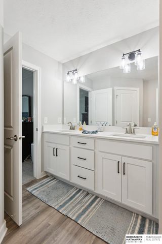 8118 S 196 Street, Gretna, NE 68028