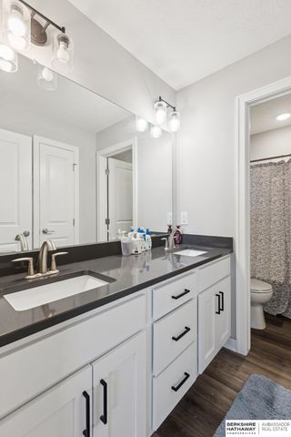 8118 S 196 Street, Gretna, NE 68028