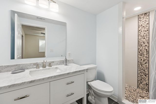 8118 S 196 Street, Gretna, NE 68028