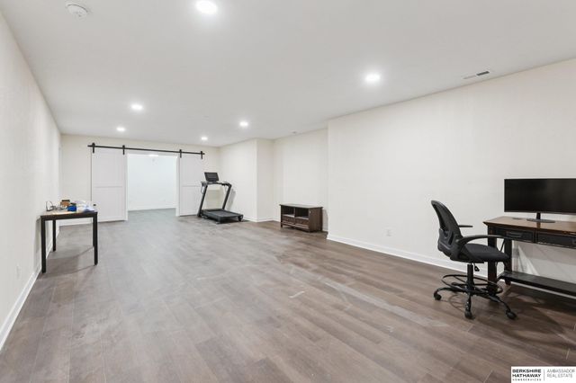 8118 S 196 Street, Gretna, NE 68028