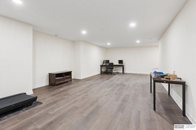 8118 S 196 Street, Gretna, NE 68028