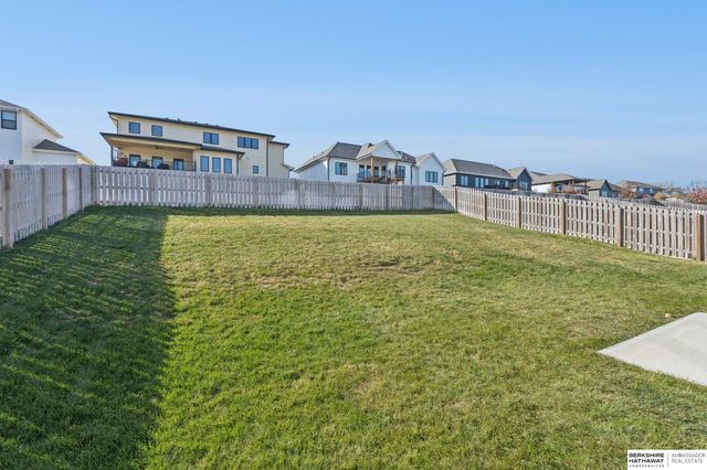 8118 S 196 Street, Gretna, NE 68028