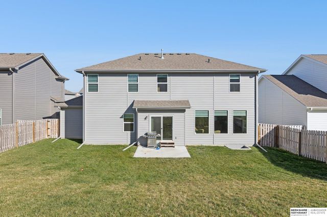 8118 S 196 Street, Gretna, NE 68028