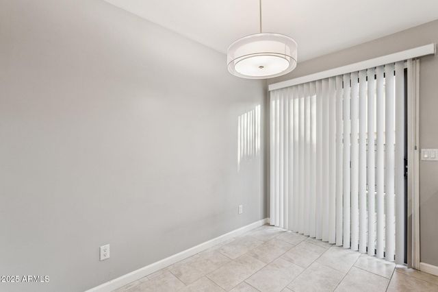 5704 E AIRE LIBRE Avenue 1123, Scottsdale, AZ 85254