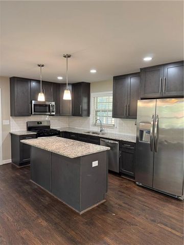 10160 N COLEMAN Road, Roswell, GA 30075