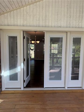 10160 N COLEMAN Road, Roswell, GA 30075