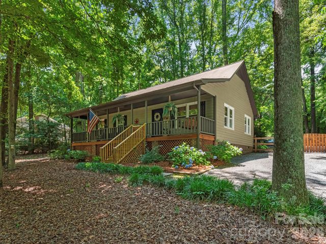 3814 Wonderland Drive, Matthews, NC 28104