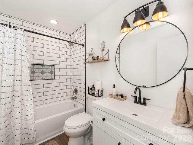 3814 Wonderland Drive, Matthews, NC 28104