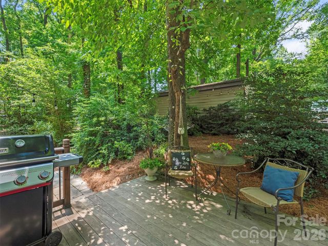 3814 Wonderland Drive, Matthews, NC 28104