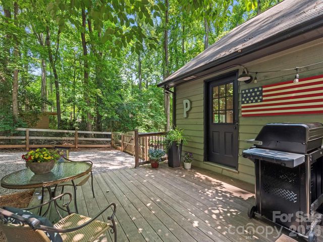 3814 Wonderland Drive, Matthews, NC 28104