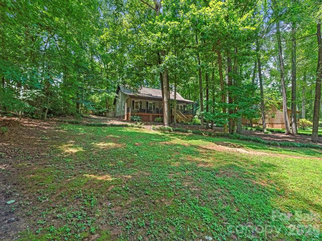 3814 Wonderland Drive, Matthews, NC 28104