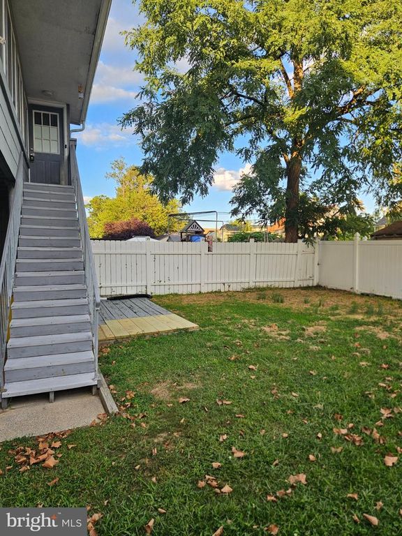 6124 WAYNE AVE, Pennsauken, NJ 08110