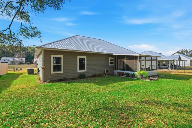 9092 MARYANN DRIVE, Fanning Springs, FL 32693