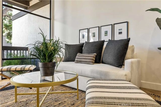 6112 Marina Pacifica Drive North, Long Beach, CA 90803