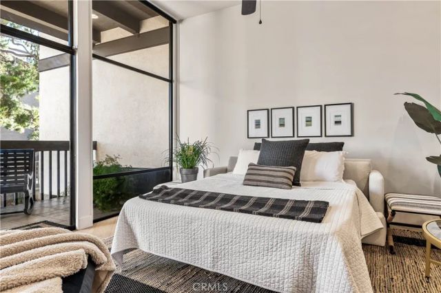 6112 Marina Pacifica Drive North, Long Beach, CA 90803