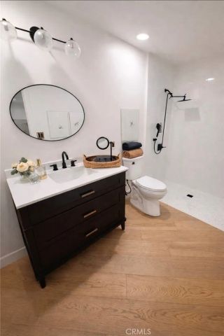 6112 Marina Pacifica Drive North, Long Beach, CA 90803