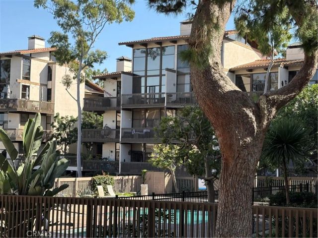 6112 Marina Pacifica Drive North, Long Beach, CA 90803