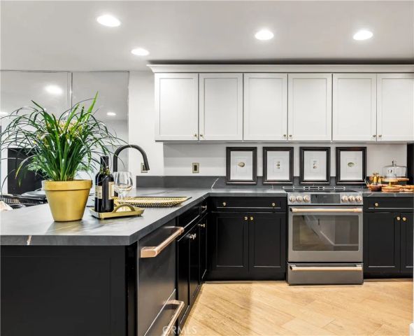 6112 Marina Pacifica Drive North, Long Beach, CA 90803