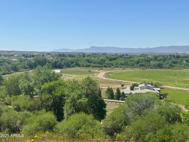 235 S BONITO RANCH Loop 26, Cornville, AZ 86325