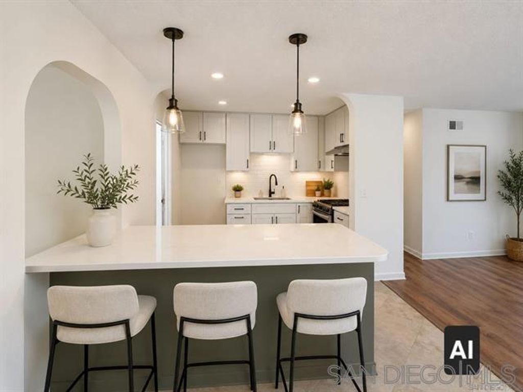 835 Worthington, San Diego, CA 92114 — photo 4