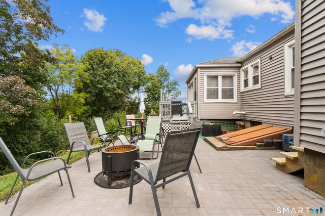 185 Columbus Avenue, Meriden, CT 06451