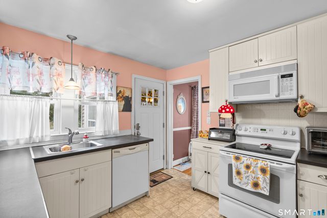 185 Columbus Avenue, Meriden, CT 06451