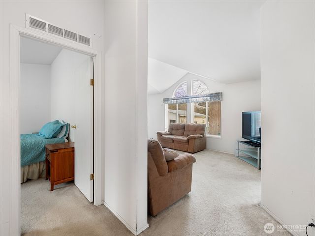 1622 Stephen Street, Oak Harbor, WA 98277