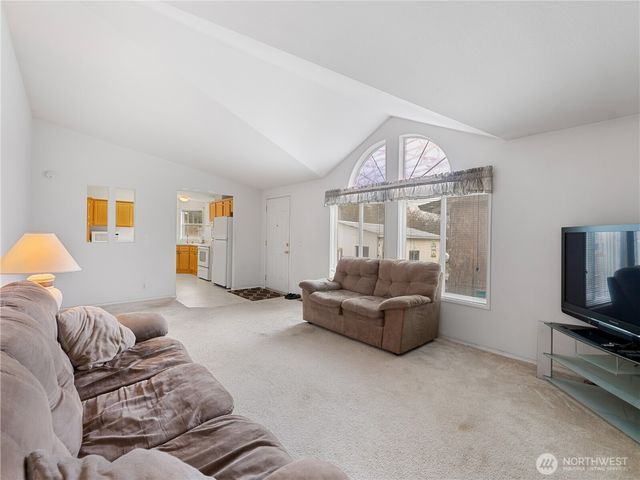 1622 Stephen Street, Oak Harbor, WA 98277