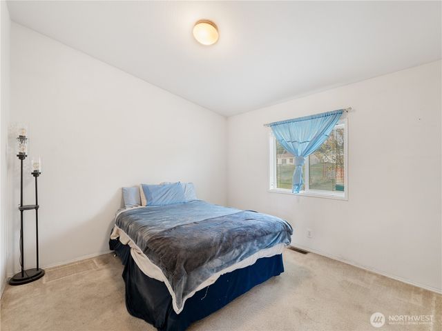 1622 Stephen Street, Oak Harbor, WA 98277