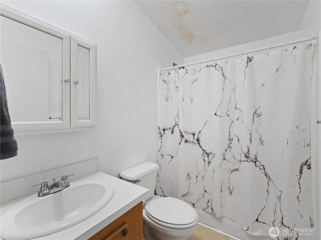 1622 Stephen Street, Oak Harbor, WA 98277