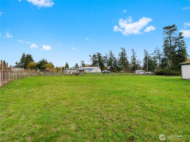 1622 Stephen Street, Oak Harbor, WA 98277