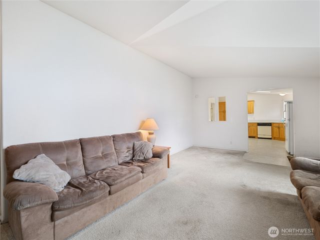 1622 Stephen Street, Oak Harbor, WA 98277