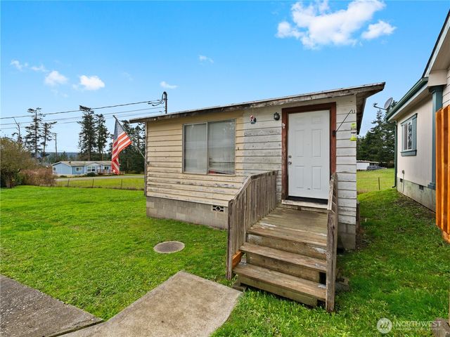 1622 Stephen Street, Oak Harbor, WA 98277