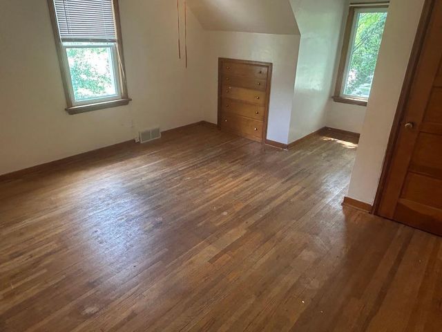338 South Street, Owatonna, MN 55060