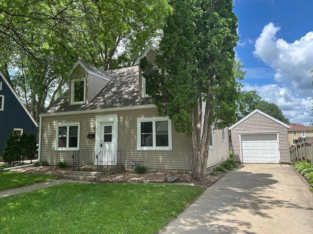 338 South Street, Owatonna, MN 55060