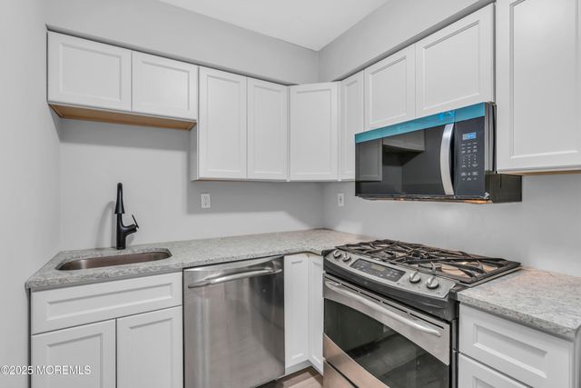 213 Main Street 17, Keansburg, NJ 07734