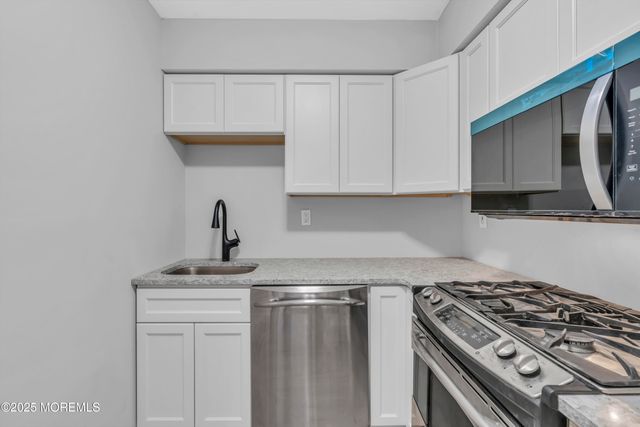 213 Main Street 17, Keansburg, NJ 07734