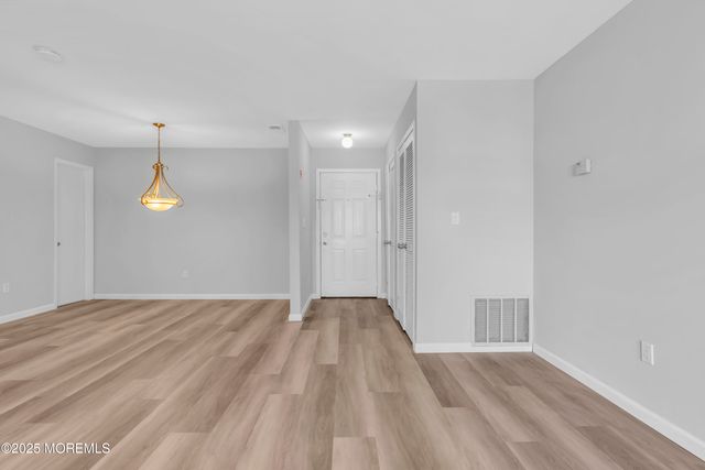 213 Main Street 17, Keansburg, NJ 07734