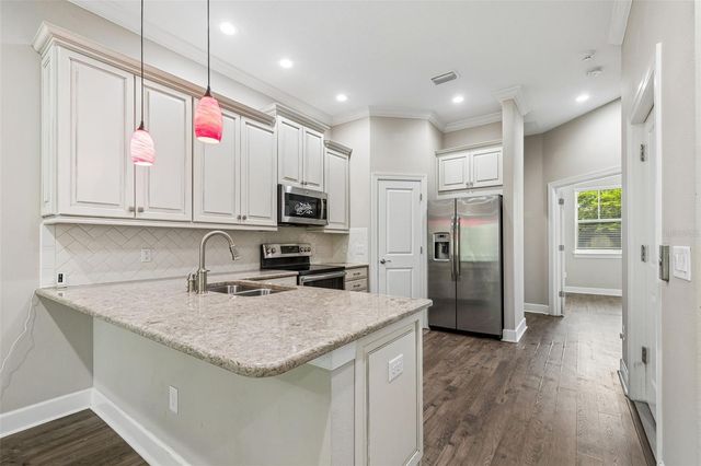 3144 NAUTICAL PLACE S, St Petersburg, FL 33712