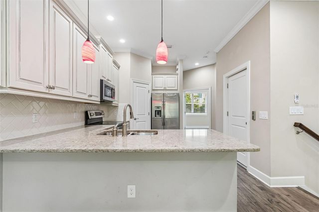3144 NAUTICAL PLACE S, St Petersburg, FL 33712