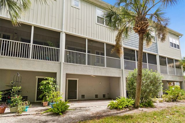 3144 NAUTICAL PLACE S, St Petersburg, FL 33712