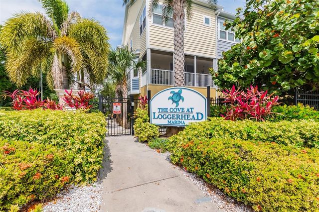 3144 NAUTICAL PLACE S, St Petersburg, FL 33712