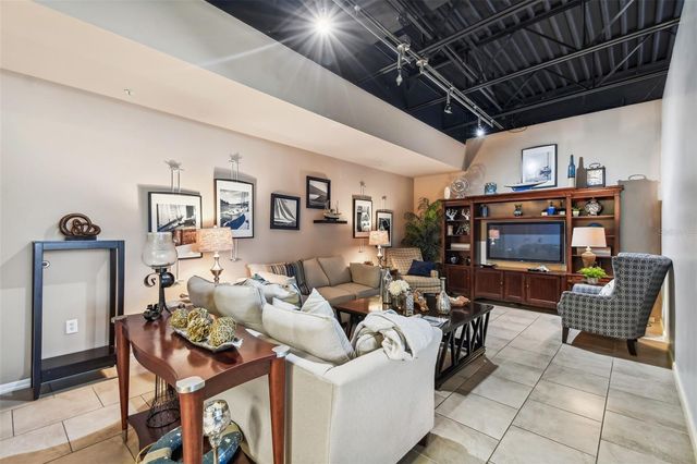 3144 NAUTICAL PLACE S, St Petersburg, FL 33712