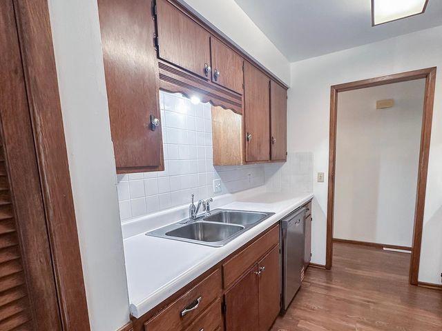 1360 N Murray, Wichita, KS 67212
