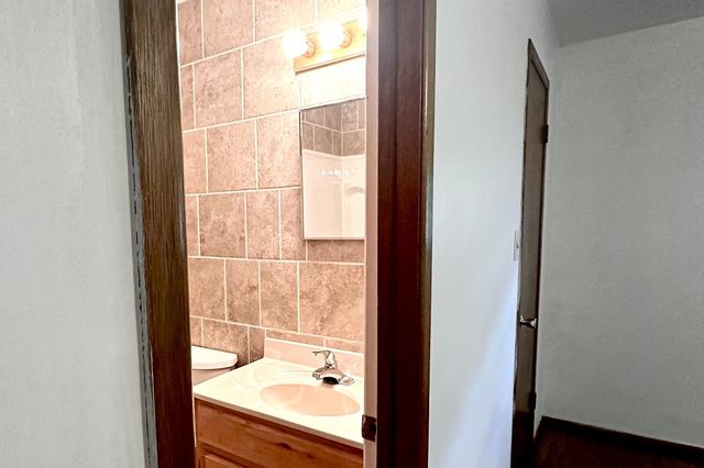 1360 N Murray, Wichita, KS 67212